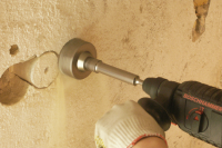 HM hčervenáem vrták do zdi korunkový (M22) 55 mm
