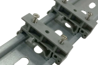 2x soporte universal para caja de fusibles de carril DIN.